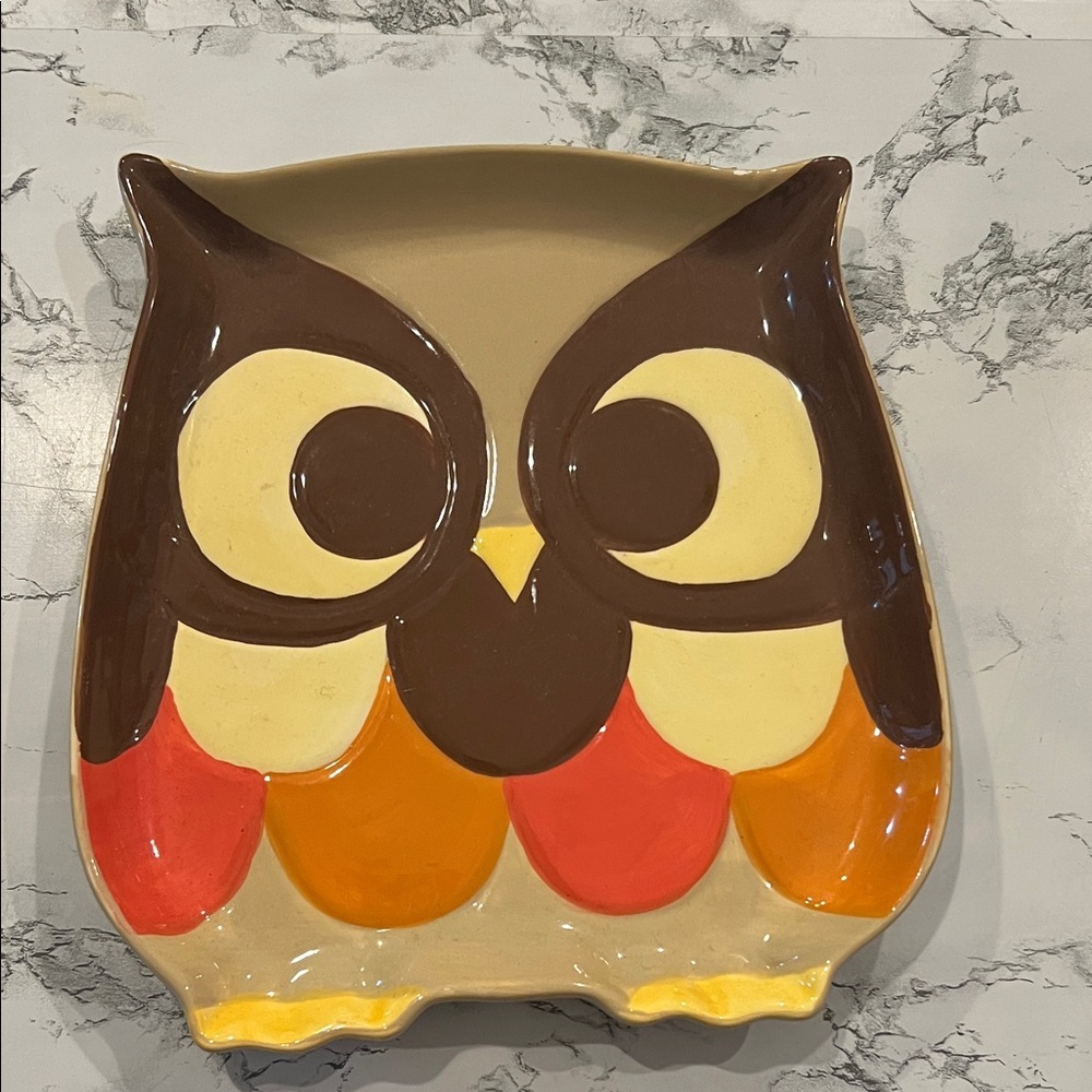 Owl-Shaped Ceramic Plate - Brown, Orange, Red